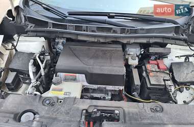 Хэтчбек Nissan Leaf 2019 в 