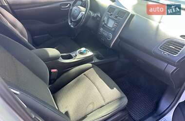 Хетчбек Nissan Leaf 2014 в 