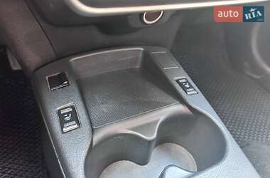 Хетчбек Nissan Leaf 2014 в 