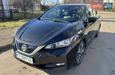Хетчбек Nissan Leaf 2018 в 