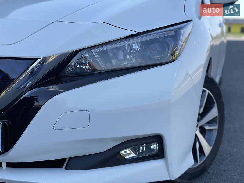 Хетчбек Nissan Leaf 2019 в Тернополі