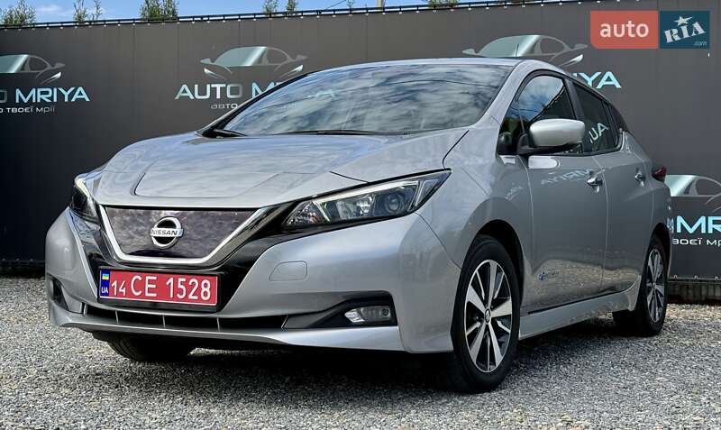 Хетчбек Nissan Leaf 2020 в Самборі