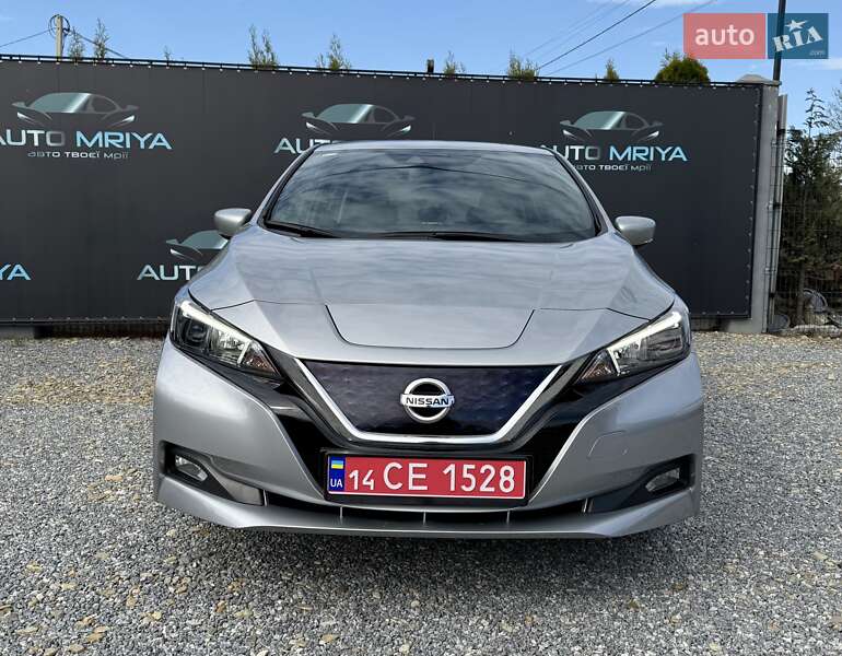Хетчбек Nissan Leaf 2020 в Самборі