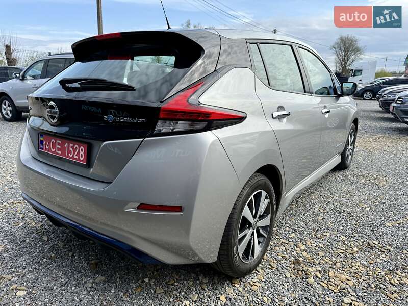 Хетчбек Nissan Leaf 2020 в Самборі