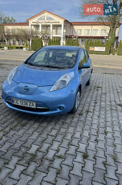 Хетчбек Nissan Leaf 2013 в Чернівцях