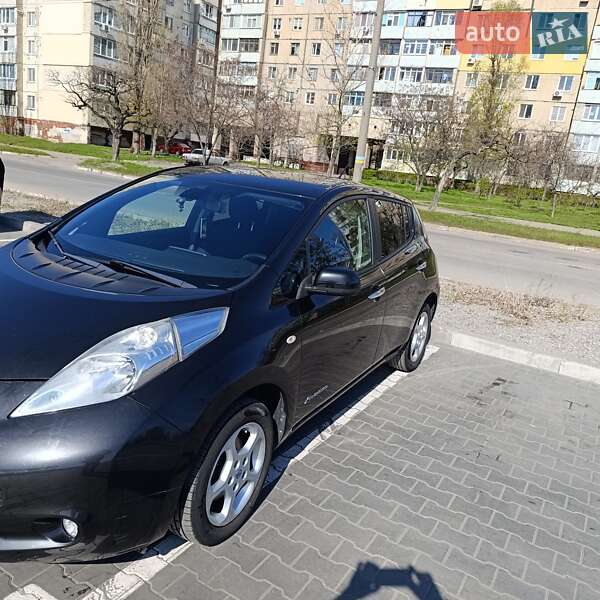 Хетчбек Nissan Leaf 2014 в Петриківці