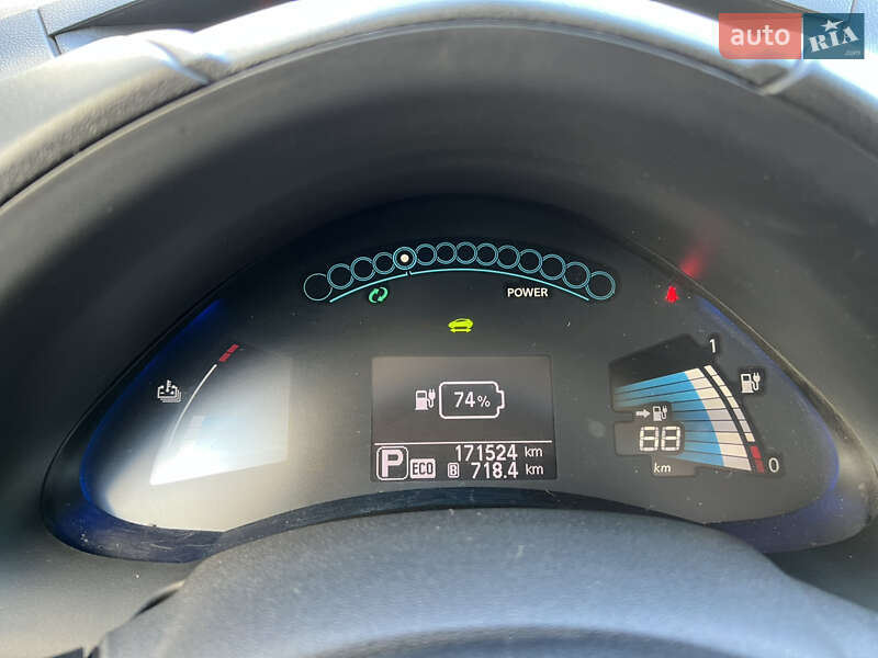 Хетчбек Nissan Leaf 2014 в Одесі