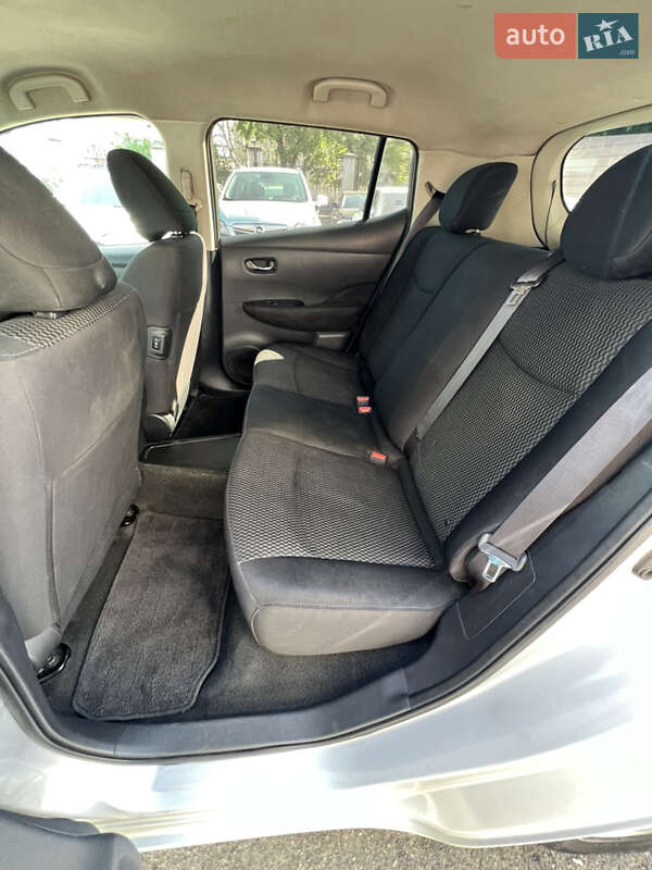 Хетчбек Nissan Leaf 2014 в Одесі