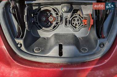 Хэтчбек Nissan Leaf 2014 в 