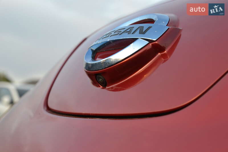 Хетчбек Nissan Leaf 2014 в Луцьку