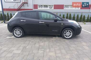 Хетчбек Nissan Leaf 2016 в 