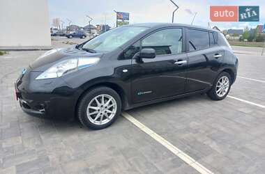 Хетчбек Nissan Leaf 2016 в 