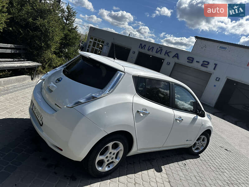 Хэтчбек Nissan Leaf 2016 в Виннице фото 4 Хэтчбек Nissan Leaf 2016 в Виннице