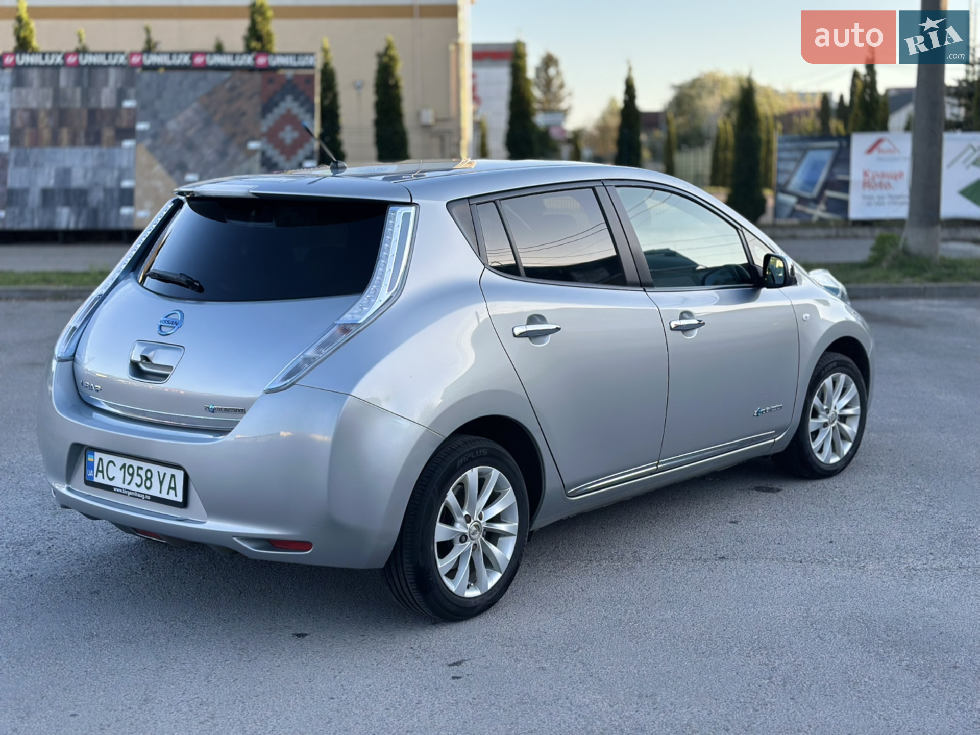 2013 Nissan Leaf - мініатюра 12