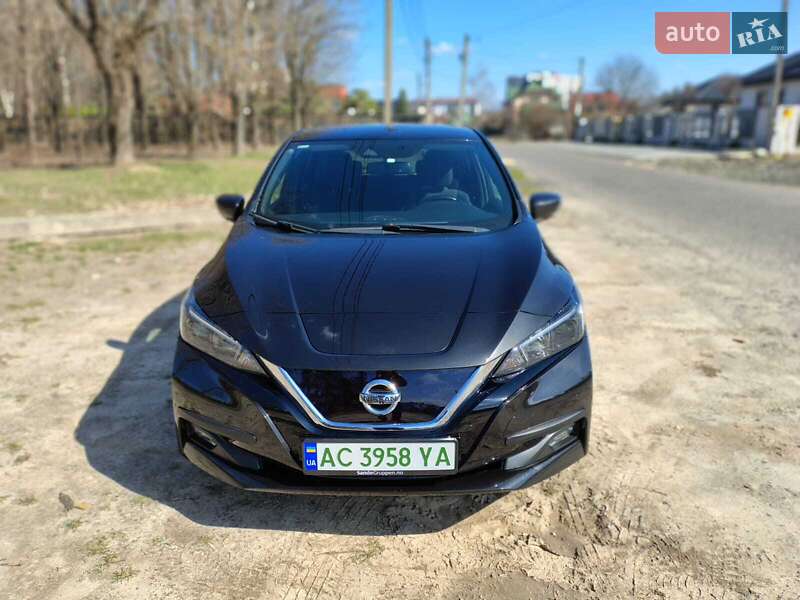 Хэтчбек Nissan Leaf 2018 в Луцке