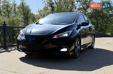 Хэтчбек Nissan Leaf 2021 в Харькове