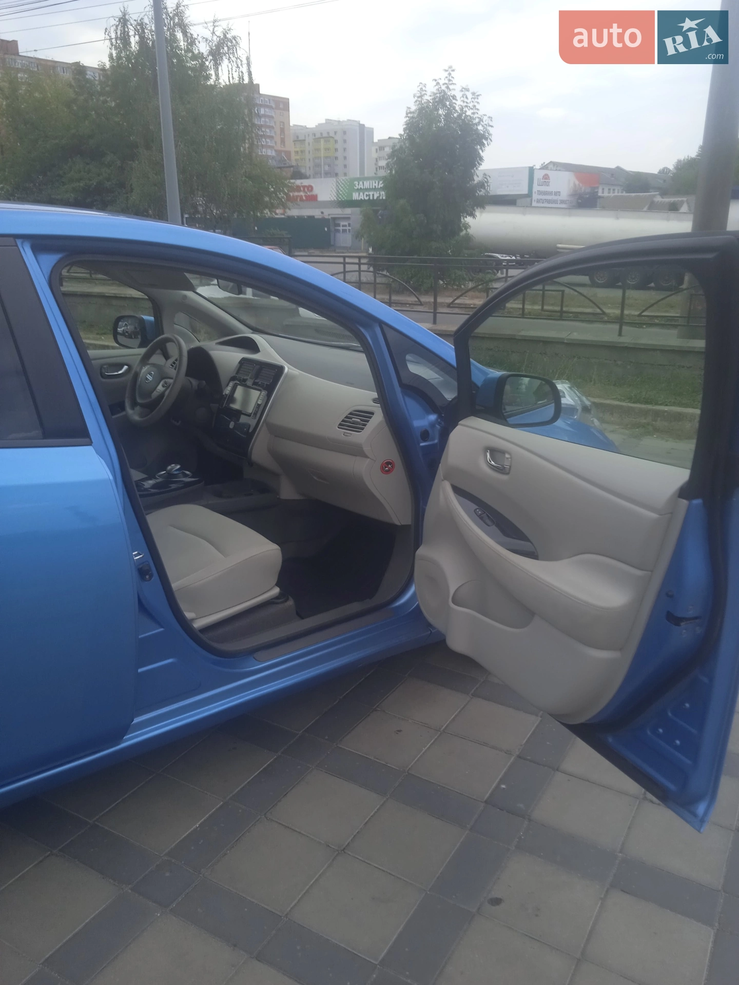 2011 Nissan Leaf - мініатюра 3