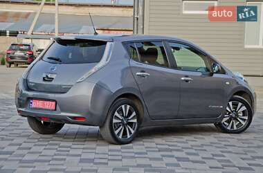 Хэтчбек Nissan Leaf 2017 в 