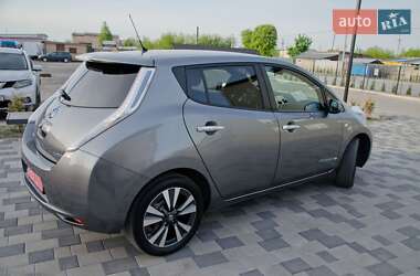 Хэтчбек Nissan Leaf 2017 в 