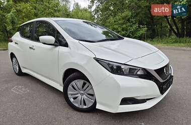 Хетчбек Nissan Leaf 2021 в 