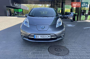 Хетчбек Nissan Leaf 2014 в 