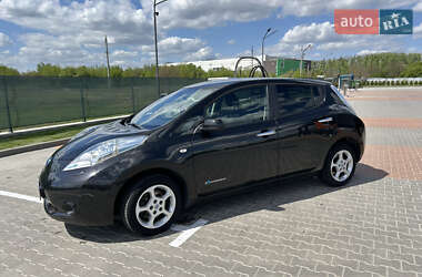 Хэтчбек Nissan Leaf 2014 в Виннице