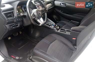 Хетчбек Nissan Leaf 2020 в 