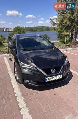 Хетчбек Nissan Leaf 2021 в Тернополі