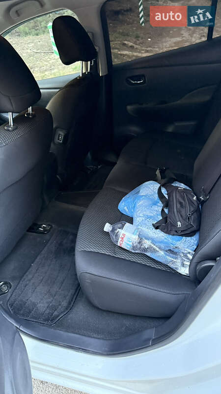 Хетчбек Nissan Leaf 2013 в Лебедині фото 2 Хетчбек Nissan Leaf 2013 в Лебедині