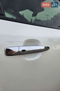 Хетчбек Nissan Leaf 2019 в 