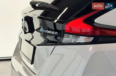 Хетчбек Nissan Leaf 2020 в 