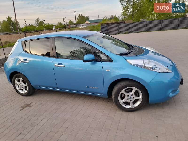 Хэтчбек Nissan Leaf 2012 в Любомле фото 25 Хэтчбек Nissan Leaf 2012 в Любомле