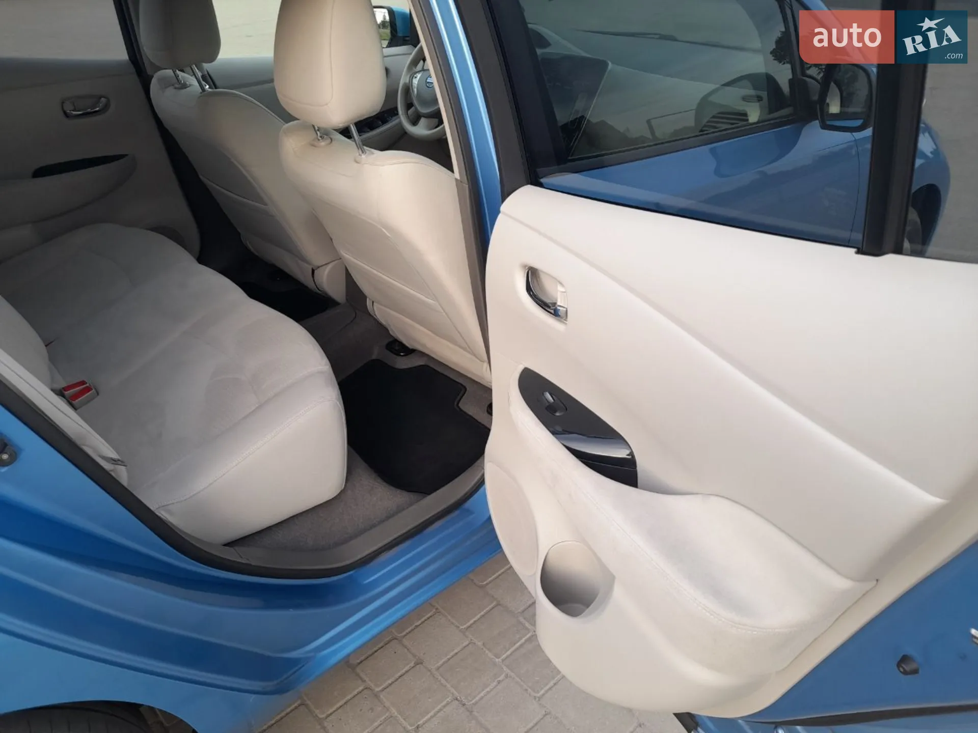 2012 Nissan Leaf - мініатюра 37