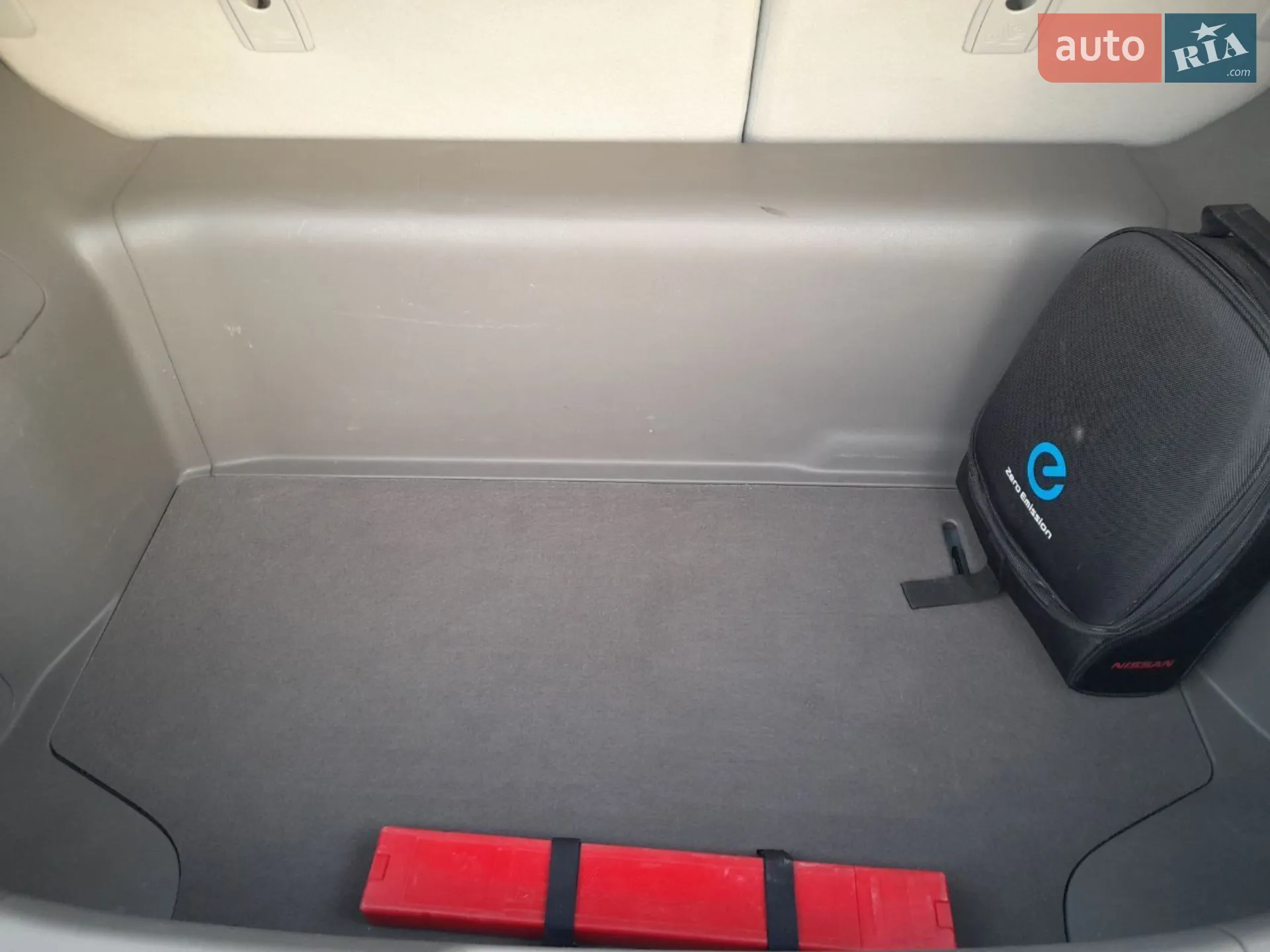 2012 Nissan Leaf - мініатюра 39