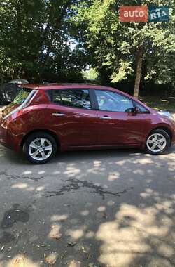 Хэтчбек Nissan Leaf 2014 в Ровно