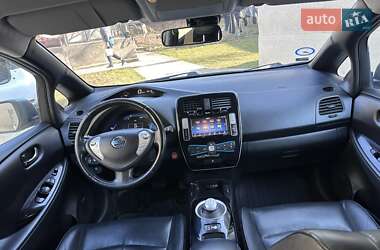 Хетчбек Nissan Leaf 2017 в 