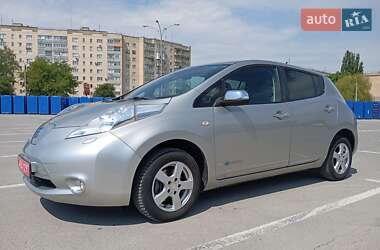 Хетчбек Nissan Leaf 2014 в Кам'янець-Подільському