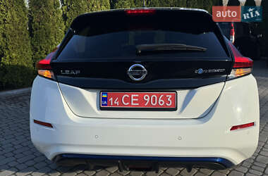 Хэтчбек Nissan Leaf 2019 в 