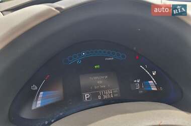 Хетчбек Nissan Leaf 2012 в 