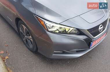 Хэтчбек Nissan Leaf 2018 в 