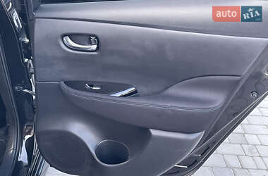 Хэтчбек Nissan Leaf 2020 в 