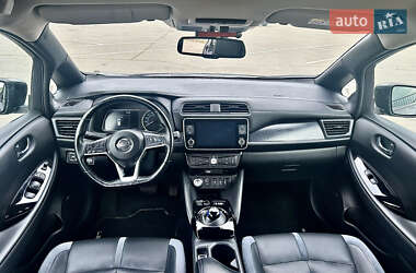 Хетчбек Nissan Leaf 2019 в 