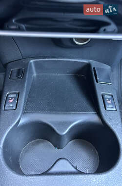 Хэтчбек Nissan Leaf 2014 в 