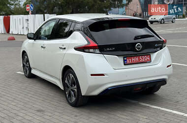 Хэтчбек Nissan Leaf 2020 в 