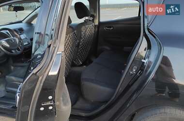 Хэтчбек Nissan Leaf 2014 в 