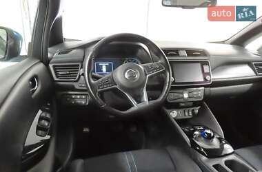Хетчбек Nissan Leaf 2020 в 