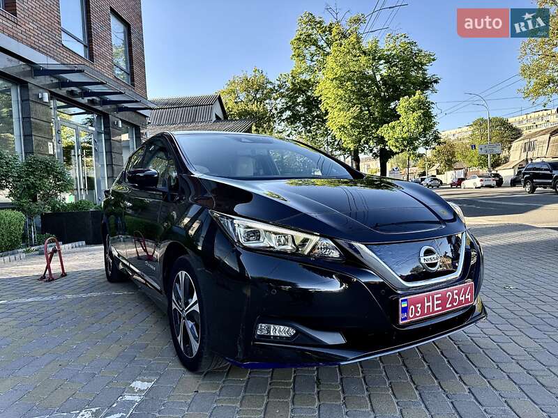 Хетчбек Nissan Leaf 2019 в Києві
