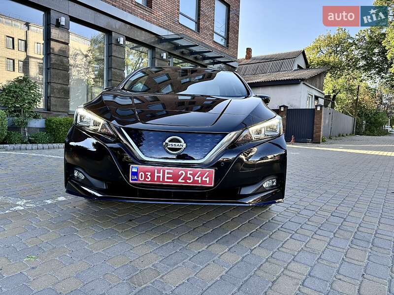 Хетчбек Nissan Leaf 2019 в Києві