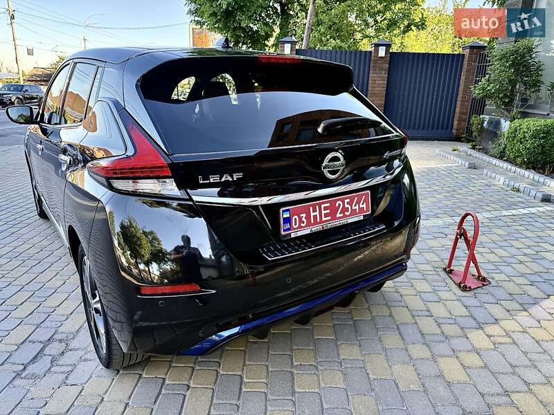 Хетчбек Nissan Leaf 2019 в Києві