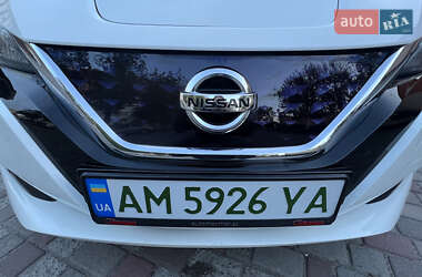 Хетчбек Nissan Leaf 2019 в 
